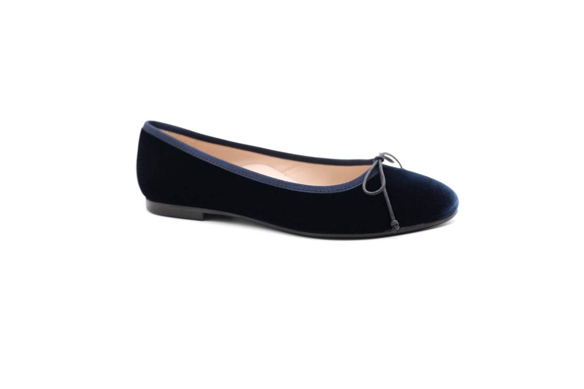 Beberlis Navy Velvet Ballet Flat