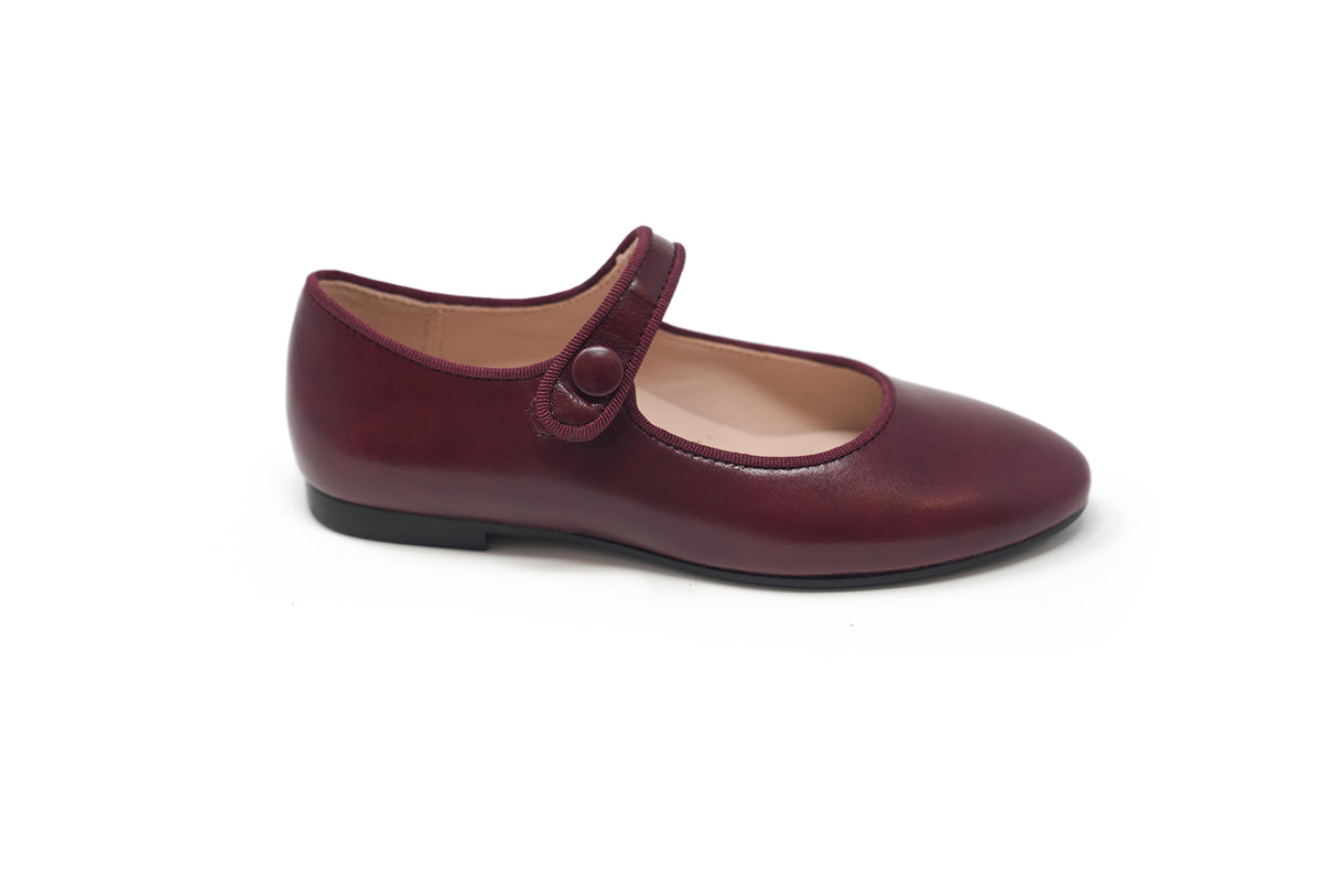 Beberlis Maroon Pointed Mary Jane