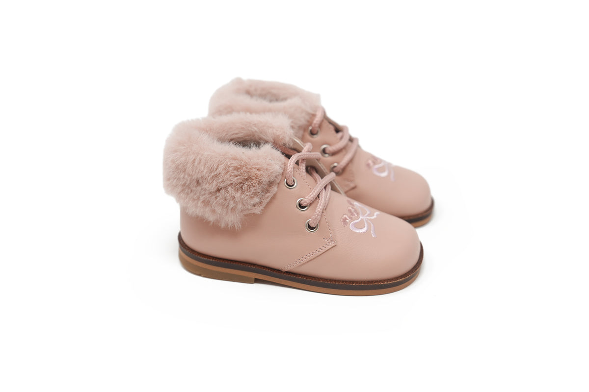 Andanines Stone Bow With Fur Baby Shoe