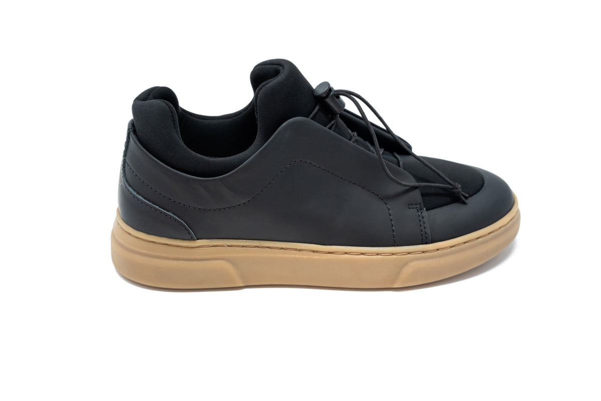 Porte Black Gum Elastic Sneaker