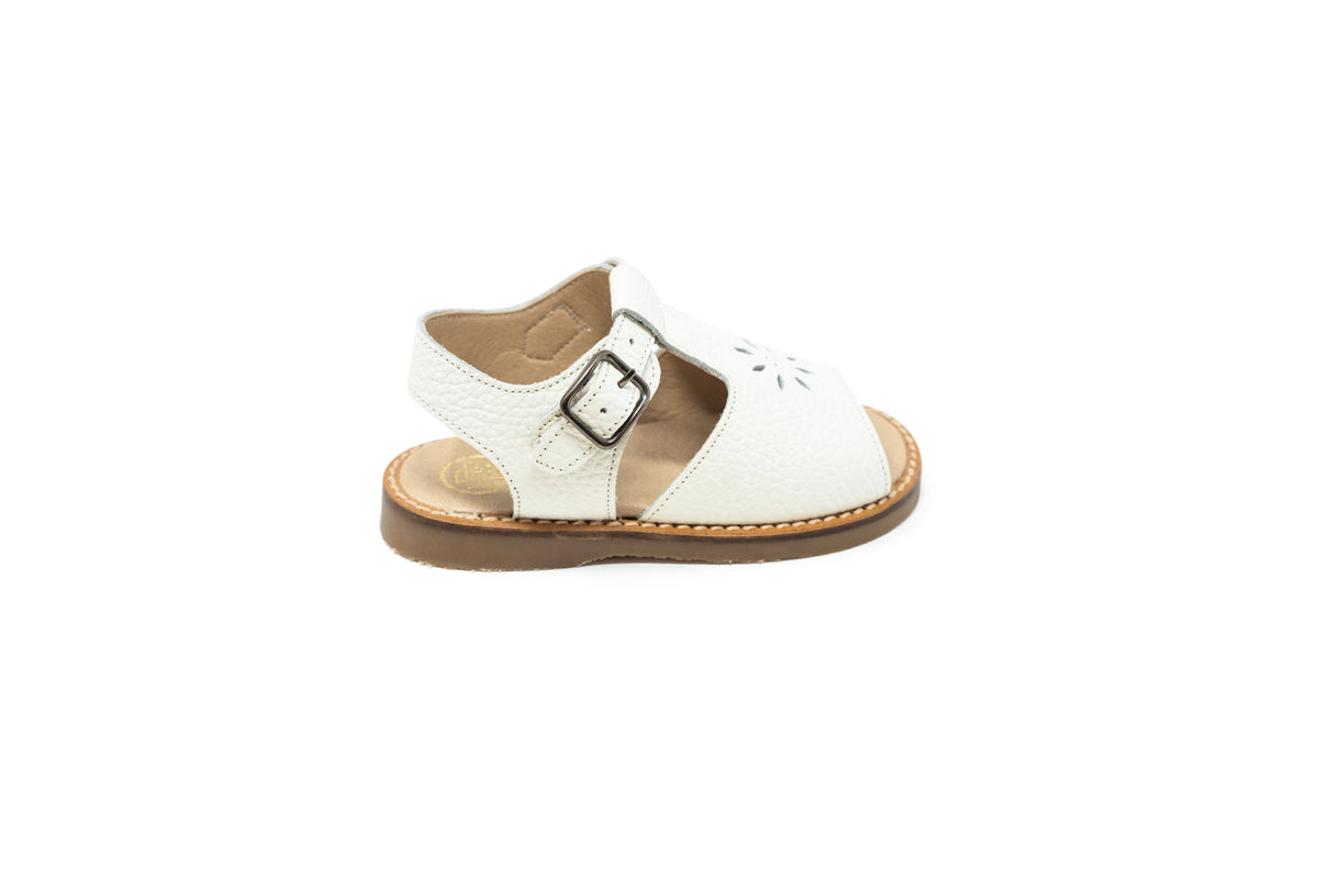 Blublonc White Flower Sandal