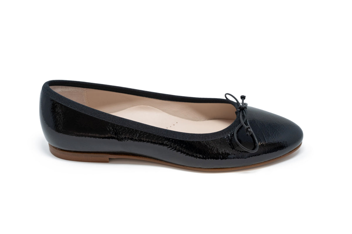 Beberlis Black Patent Flat