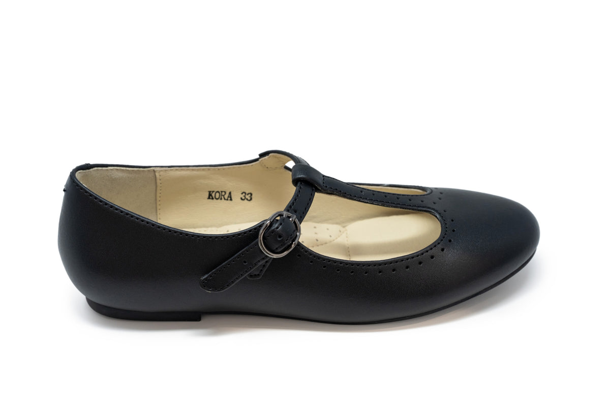 Boutaccelli Kora Black T-Strap