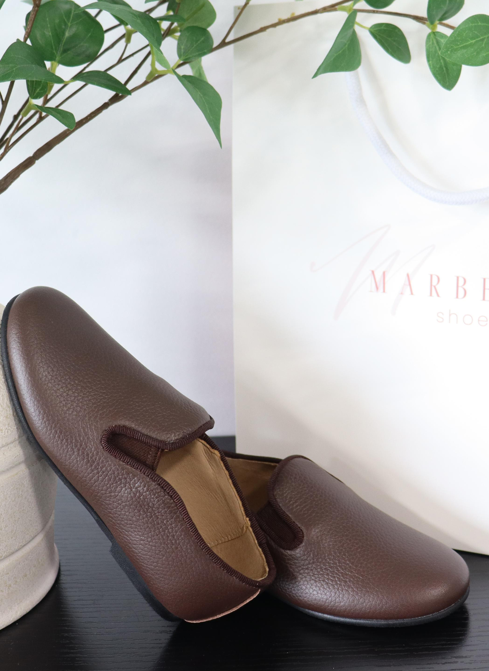 Store Hours left side img